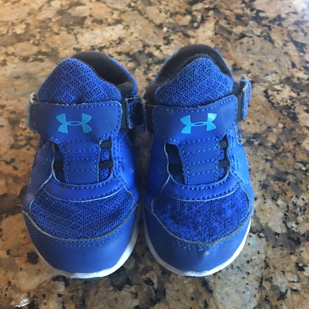Blue under armor toddler shoes